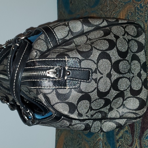 Coach Handbag - Picture 3 of 15